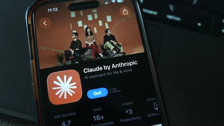 anthropic-launches-claude-financial-advisors-163137440